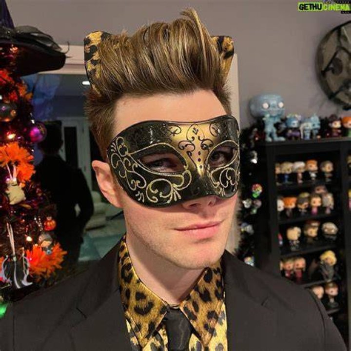 chriscolfer chriscolfer