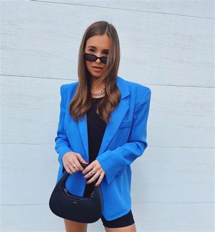 danielle-bernstein