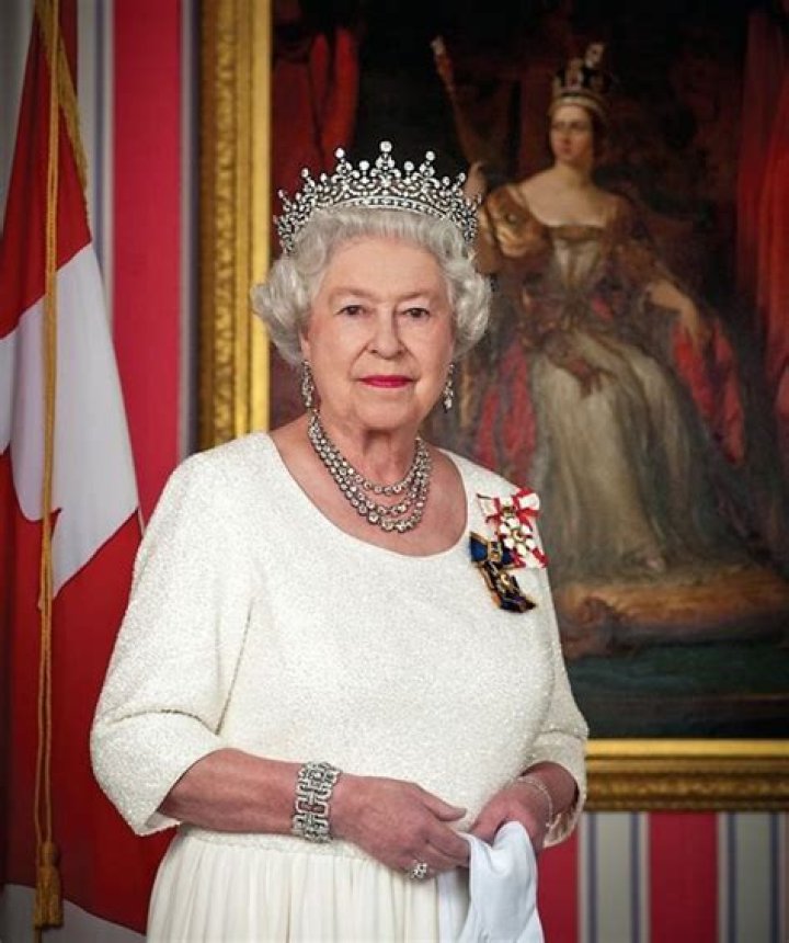 Elizabeth's Goddess Form