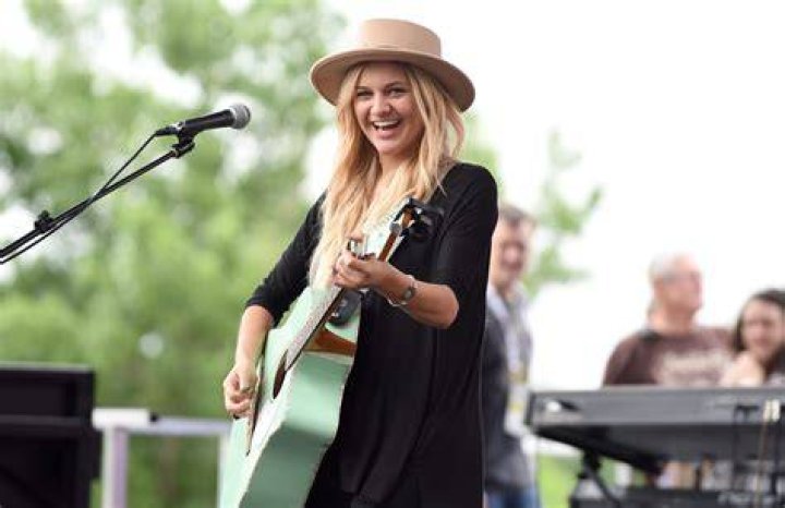 Kelsea Ballerini