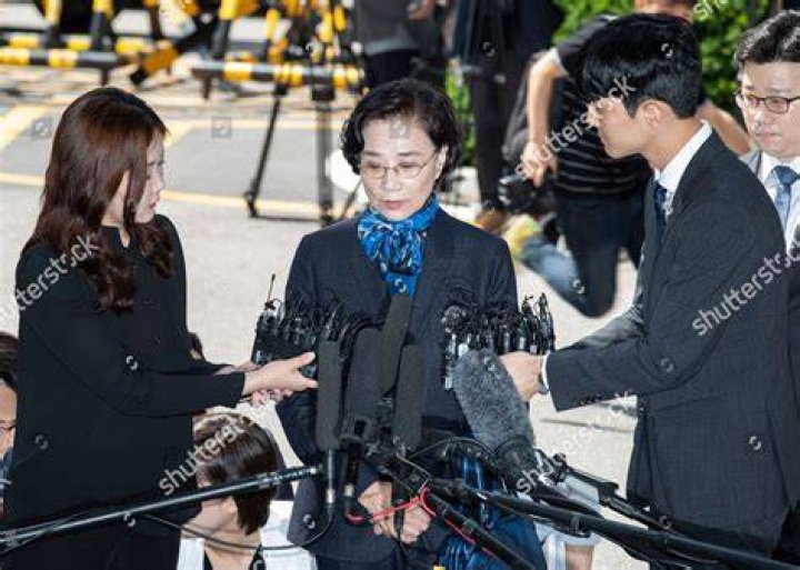 Lee Myung-Hee