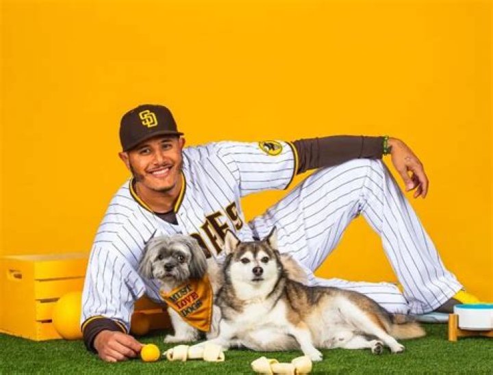 Manny Machado Pets