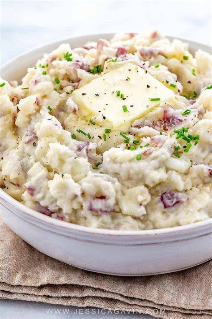 mashed red potatoes