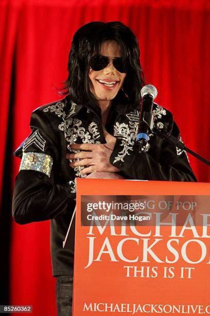 Michael Jackson Announces Plans For Summer Residency At The O2 Arena