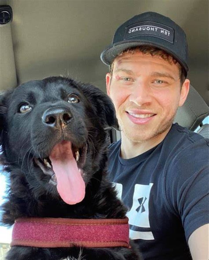 Ryan Guzman Pets