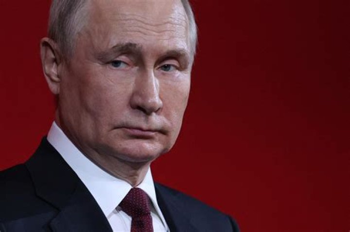 Vladimir Putin's pet Konni